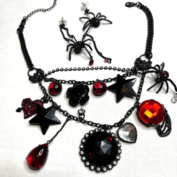 Vintage Betsey Johnson Spiderweb Necklace Set Charm Earrings Gothic Halloween - Picture 4 of 12